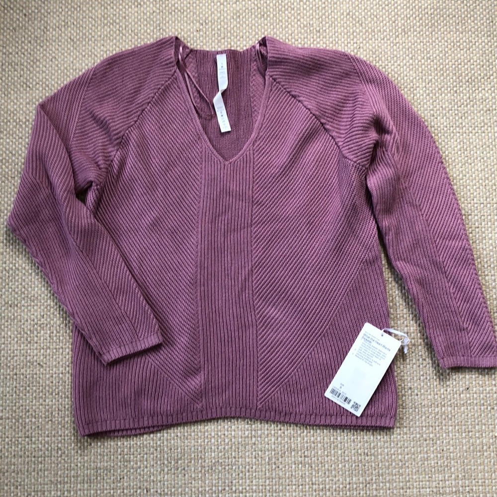 NWT szS  Lululemon What the heart wants sweater